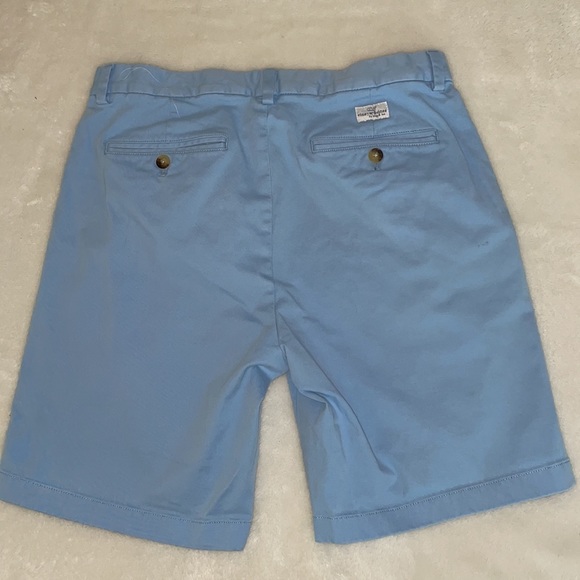 Men's Vineyard Vines shorts - Picture 2 of 4